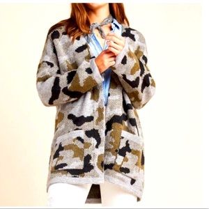 Anthropologie vero camouflage cardigan